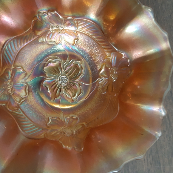 Vintage Carnival Glass Snack Bowl - Picture 4 of 5